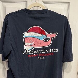 VINEYARD VINES Happy Holidays 2016 Whale Long Sleeve T-Shirt Youth Navy Medium